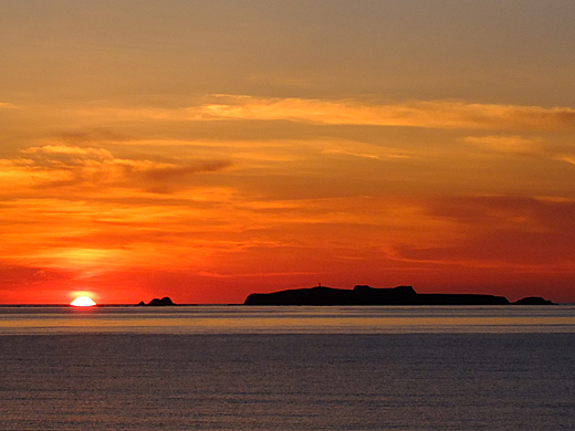 海憧前の夕日